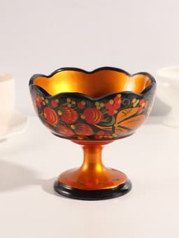 Конфетница на ножке «Земляничка», резная, дерево, хохлома