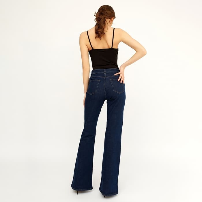 Джинсы женские клёш со стрелкой MINAKU: Jeans Collection, размер 42, тёмно-синие