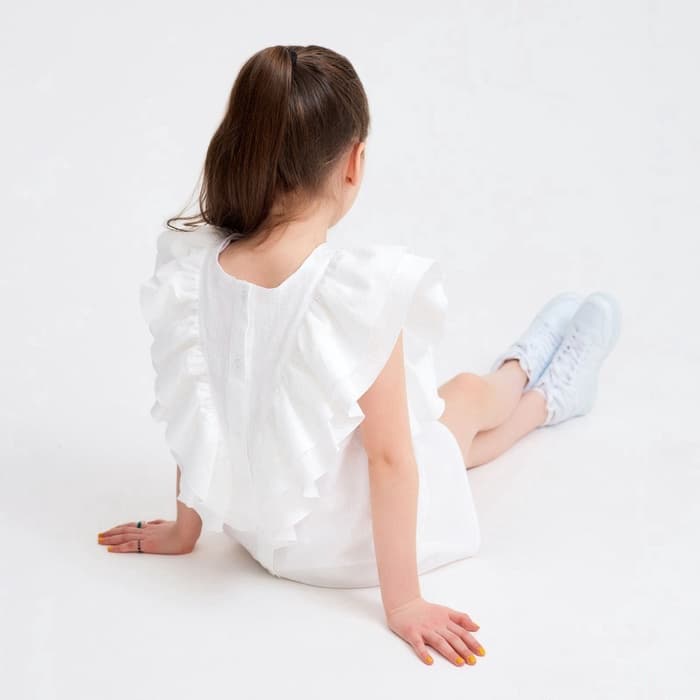 Платье нарядное для девочки MINAKU: Cotton Collection с крылышками, белое, рост 122 см