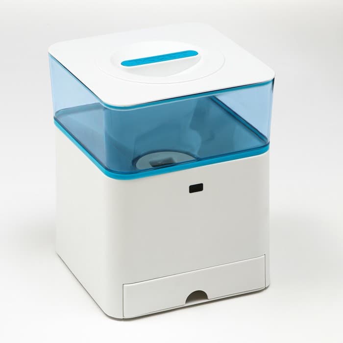 Умная автокормушка, контейнер 4.5 л, функция записи голоса, с функцией управления с пульта