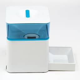 Умная автокормушка, контейнер 4.5 л, функция записи голоса, с функцией управления с пульта