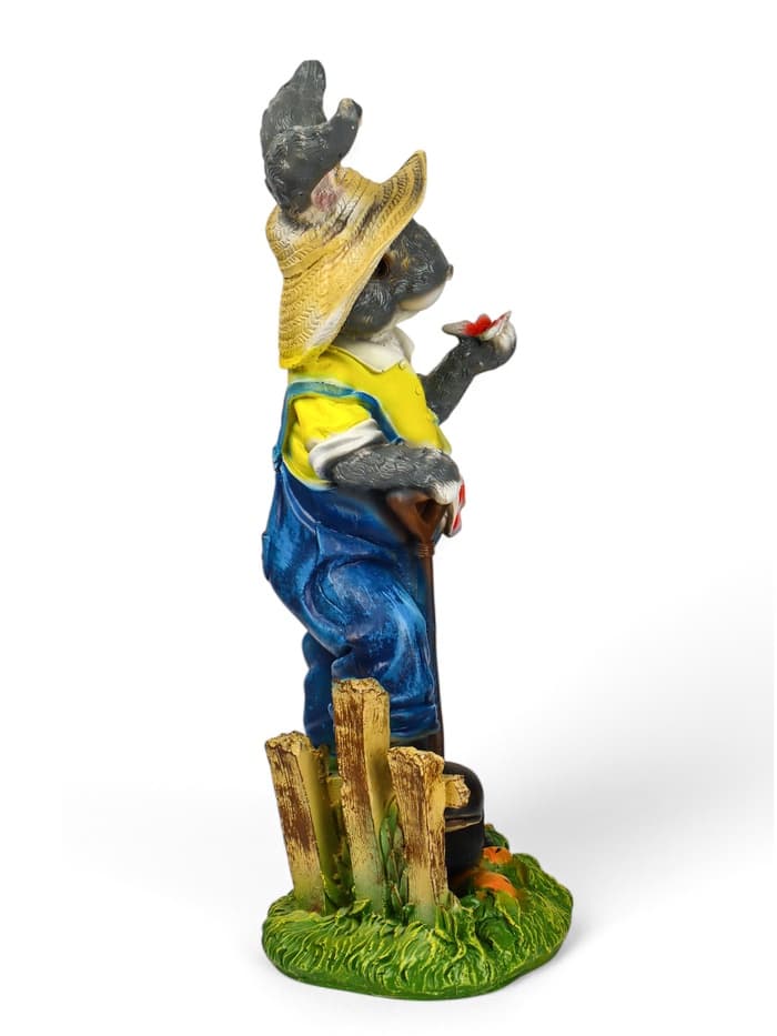 Садовая фигура из полистоуна «Зайчик дачник с бабочкой», 49×18×22 см