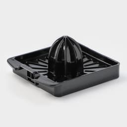 Овощерезка универсальная Magistro Vegan pro, 7 насадок, овощечистка, контейнер, чёрно-белая