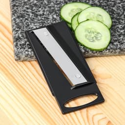 Тёрка - слайсер с контейнером Magistro Vegan pro, 5 насадок, 31.8×13.7×9 см, белая