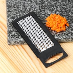 Тёрка - слайсер с контейнером Magistro Vegan pro, 5 насадок, 31.8×13.7×9 см, белая