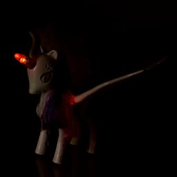 Музыкальная игрушка ZABIAKA «Единорог», световые и звуковые эффекты, машет крыльями, белая