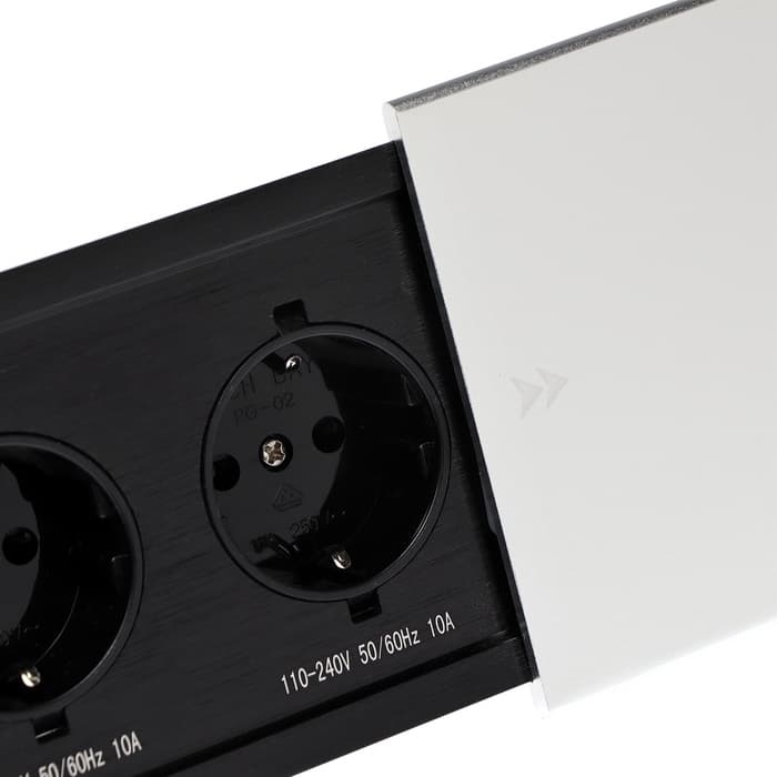 Блок розеточный в стол, сдвижная крышка, 10 А, 3 розетки, провод 1.8 м, серебристый