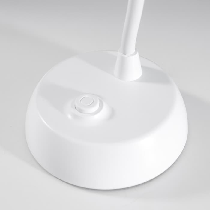 Лампа настольная «Моно» LED 1 режим 1 Вт 3AA белый 8×8×32 см