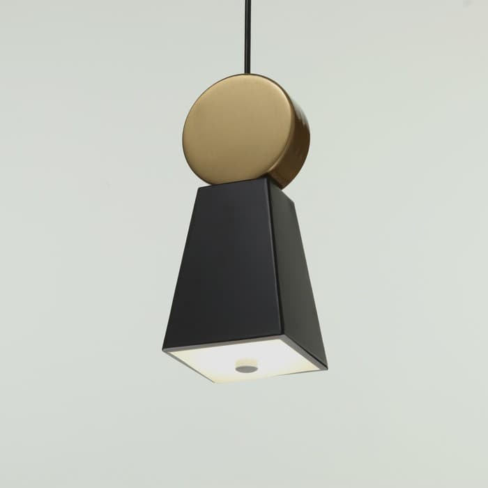 Светильник BayerLux 2284/1 LED черно-золотой 10×10×24-124 см