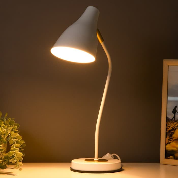 Настольная лампа RISALUX «Томас» 1×40 Вт Е27 белый 25×15.5×54 см