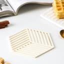 Подставка под горячее, под кружку, силикон 13×11.5×0.3 см, белая