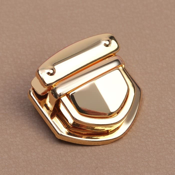 Застёжка для сумки, 3.3×3 см, цвет золотой