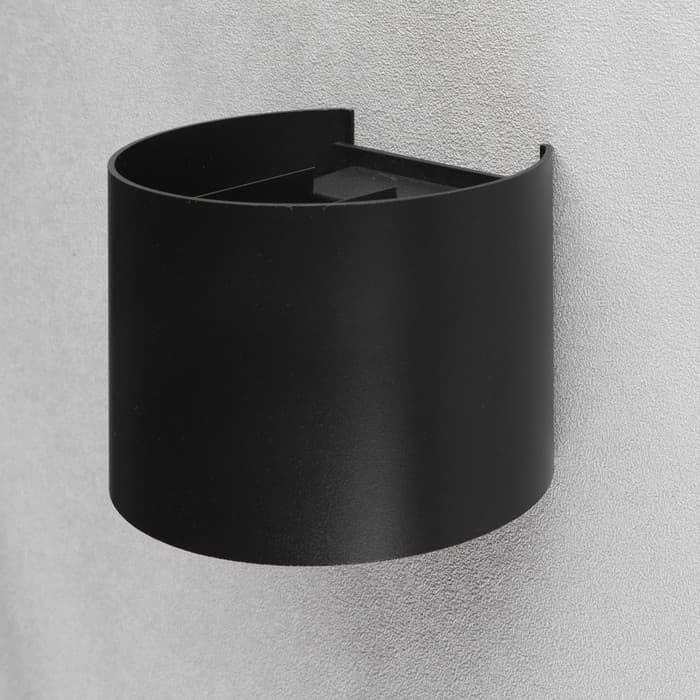 Светильник светодиодный настенный FSD-005, 6 Вт, 220 В, 450 Лм, 3000К, IP54, металл, чёрный