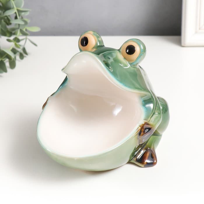 Фигурка - подставка для мелочей керамика «Лягушка», 15×14×17.5 см