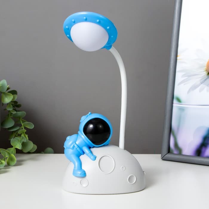 Настольная лампа «Космонавт на луне» LED 3 Вт USB АКБ бело-синий 11.5×7.5×28 см