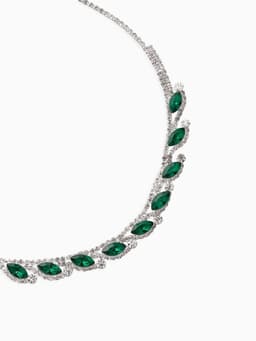 Набор 2 предмета: серьги, колье «Листопад», утончённый ромб, цвет бело-изумрудный в серебре, 32 см