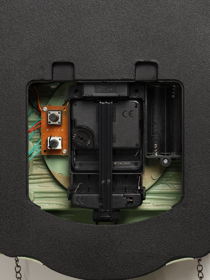 Часы настенные «Зайки», с кукушкой, плавный ход, 30×26 см, циферблат d=10 см