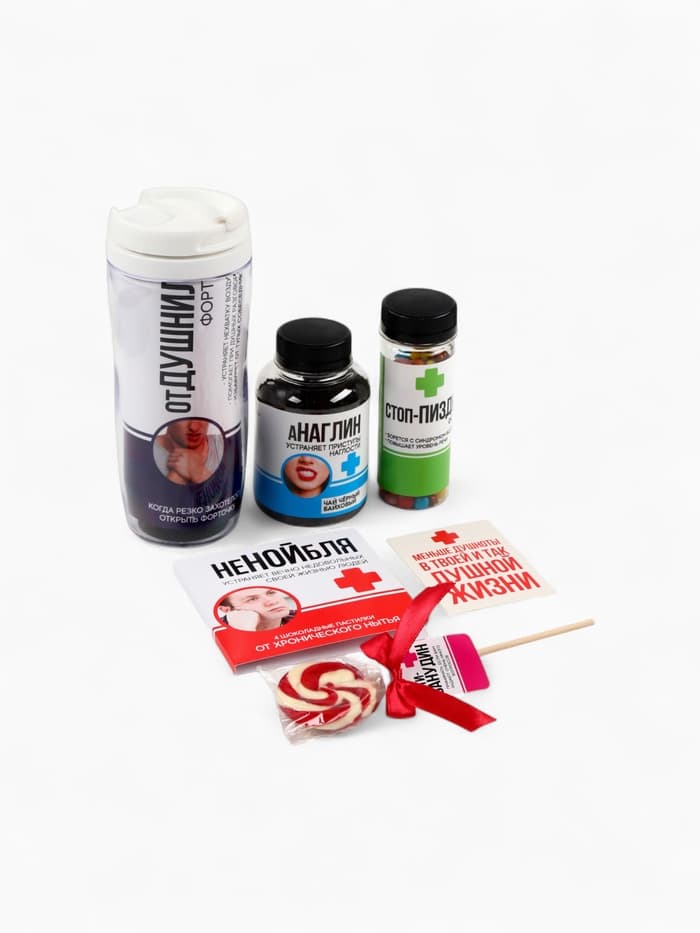 Подарочный набор гифтбокс «Аптечка»: чай, драже, шоколад, термостакан, леденец