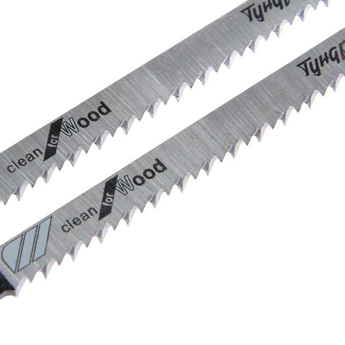 Пилки для лобзиков ТУНДРА, по дереву, прямой рез, HCS, 75/100×2.5 мм, 2 шт.