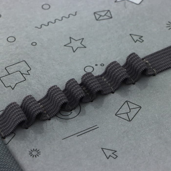 Пенал школьный, 3 секции, 14×21×4 см «Кеды»