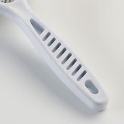 Расчёска-грабли 2-рядная, 13.5×8.8 см, белая