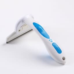 Дешеддер большой, 15×10.5 см, со съёмным лезвием, белый, голубой