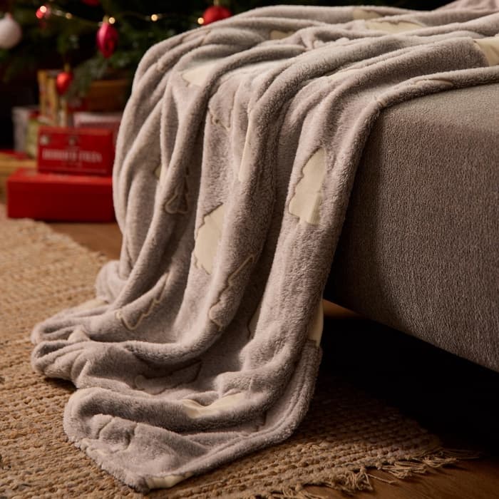 Плед светящийся в темноте «Этель. Елочки», 200×220 см, корал-флис