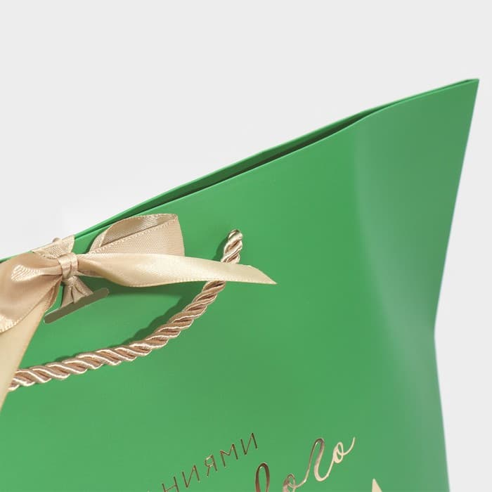 Пакет подарочный новогодний «Счастливого Нового года», 30×27.5×12 см