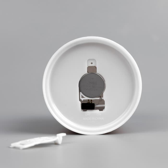 Светодиодная фигура «Свеча с призраком» 7.5×10×7.5 см, пластик, батарейки AG13×3 (в комплекте), свечение тёплое белое