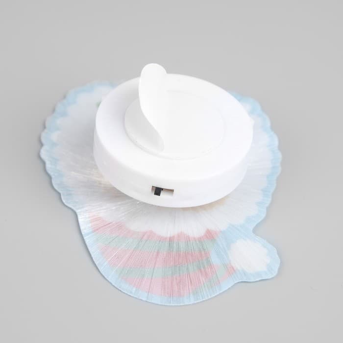 Светодиодная игрушка на липучке «Дед Мороз» 6×8.5 см, батарейки LR44×3 (в комплекте), свечение мульти