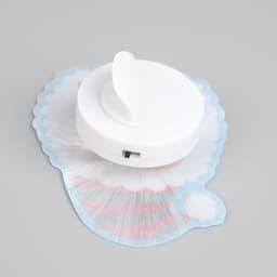 Светодиодная игрушка на липучке «Дед Мороз» 6×8.5 см, батарейки LR44×3 (в комплекте), свечение мульти