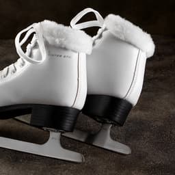 Коньки фигурные Winter Star с мехом, р. 34