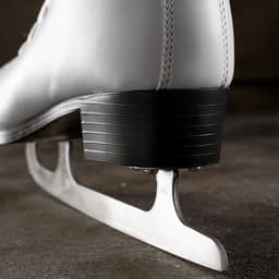 Коньки фигурные Winter Star с мехом, р. 34