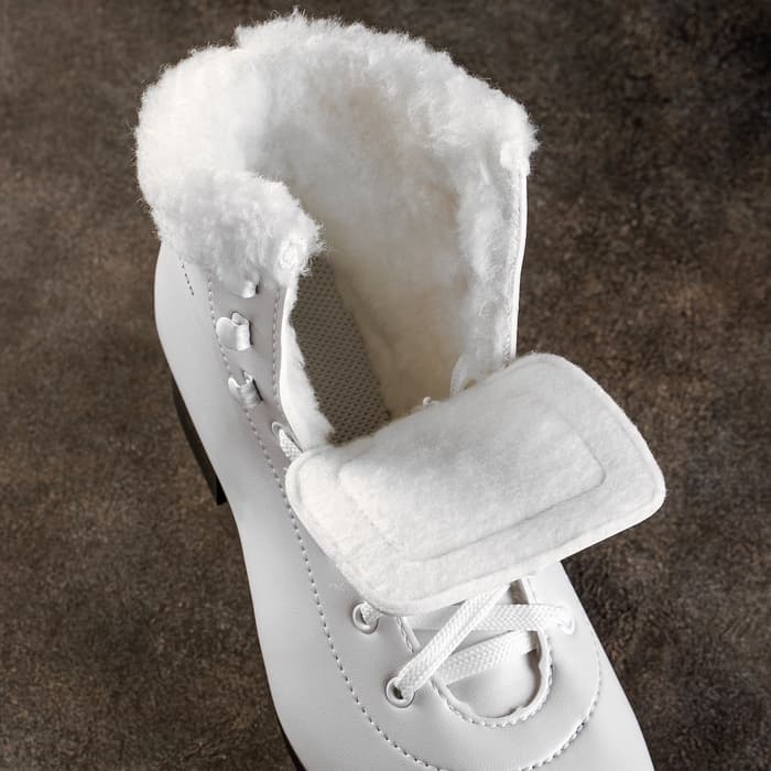 Коньки фигурные Winter Star с мехом, р. 37