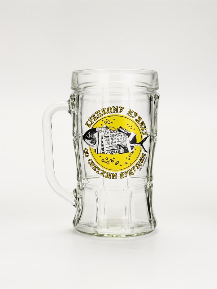 Кружка пивная с надписью «Крепкому мужику, со светлым будущим», 500 мл