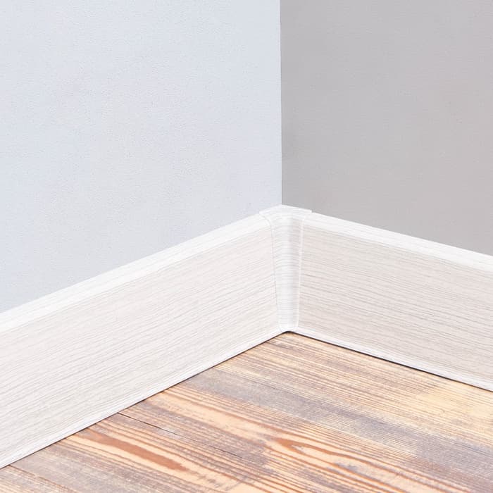 Плинтус напольный «Деконика», 85×2200 мм, цвет 253 ясень серый