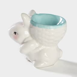 Подставка для яйца Доляна «Зайка», доломит, 8×5.5×7.5 см, белая, голубая