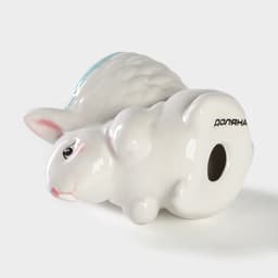 Подставка для яйца Доляна «Зайка», доломит, 8×5.5×7.5 см, белая, голубая