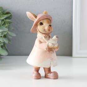 Фигурка полистоун «Зайка в шляпке и дождевике с воробышком», 13.5×6.5×7 см