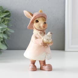 Фигурка полистоун «Зайка в шляпке и дождевике с воробышком», 13.5×6.5×7 см