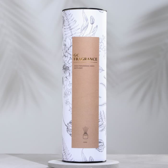 Набор для ароматизации помещений в тубусе: диффузор 230 мл, эфирное масло, красное дерево