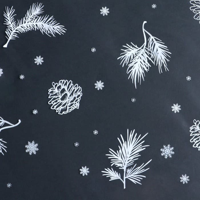 Плёнка упаковочная на Новый год глянцевая «Шишки», белая, 1×5 м