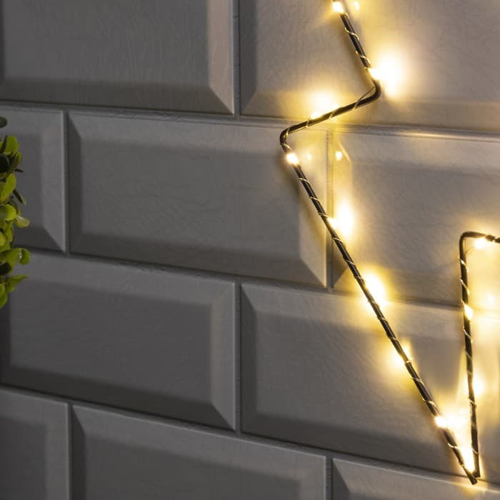 Светодиодная фигура «Молния» 16×29 см, металл, от батареек ААх2, свечение тёплое белое