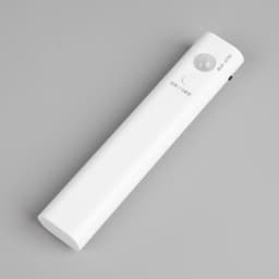 Светодиодная лента Luazon Lighting с датчиком движения 2 м, IP65, SMD2835, 60 LED/м, 4хААА, 3000К, свечение тёплое белое