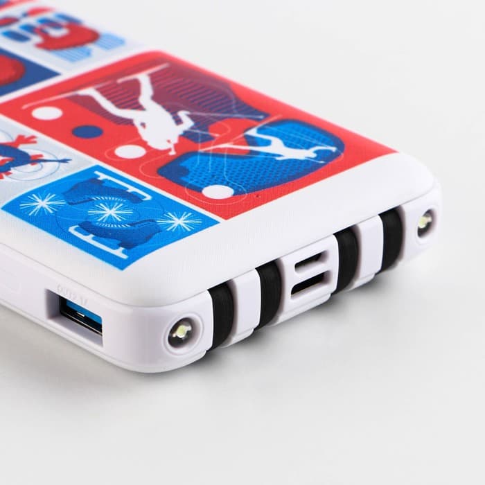 Зарядное устройство «Спорт», 8000мА, модель PB-22, 14.5×6.9 см