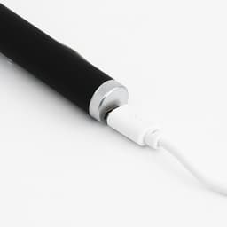 Лазерная указка 532 нм, 500 мАч, дальность 1 км, microUSB, зелёный луч