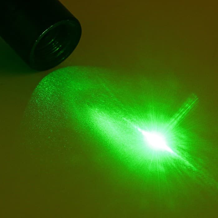 Лазерная указка 532 нм, 500 мАч, дальность до 1 км, USB, зелёный луч