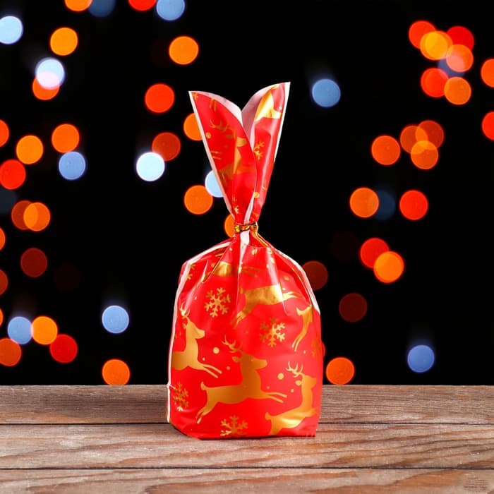 Пакет полиэтиленовый подарочный новогодний с ушками «Олени», 13×23 см