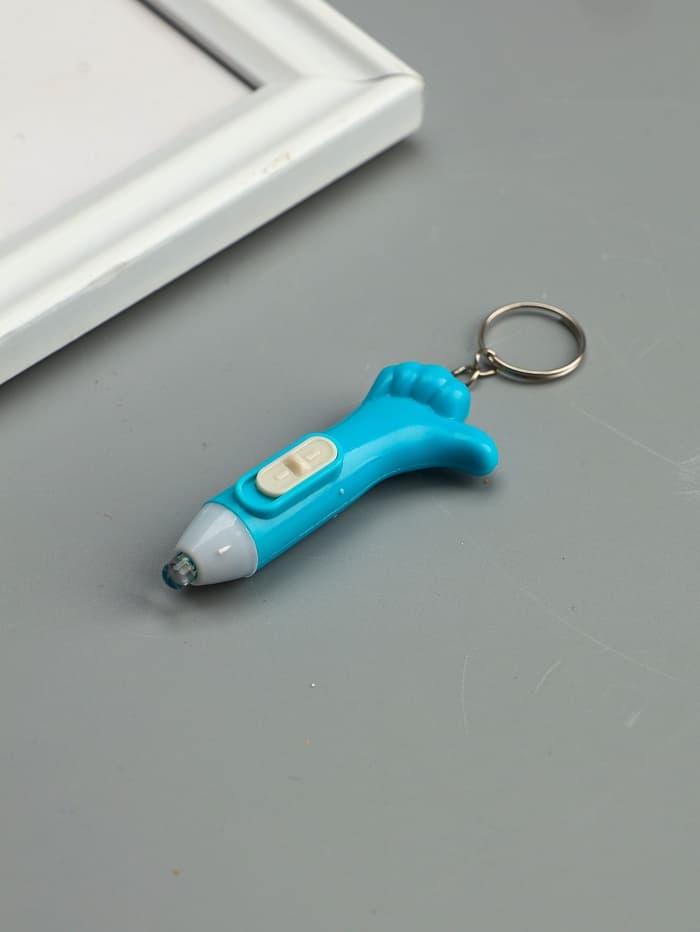 Фонарик брелок для ключей на кольце «Лайк», 3×AG3, МИКС