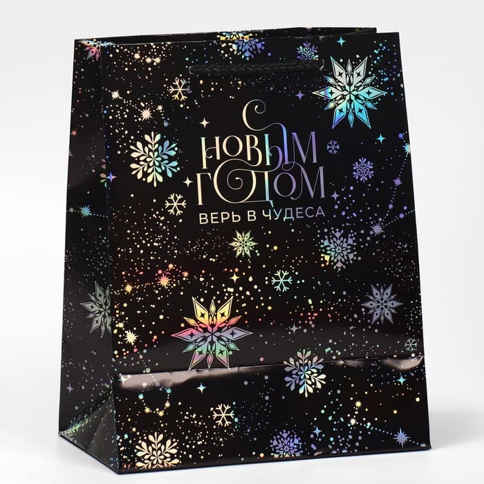 Пакет новогодний подарочный голографический «Танец снежинок», 18×23×10 см